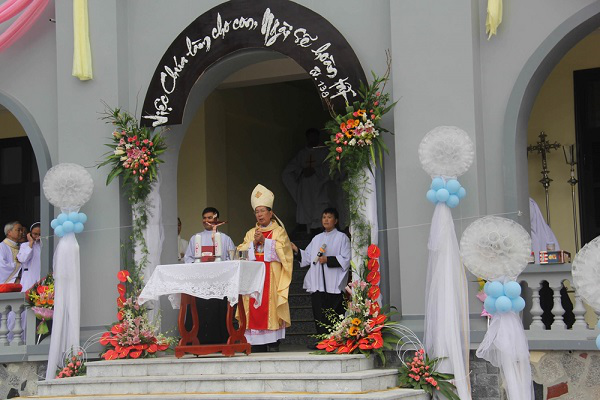 Dòng Nữ Đa Minh Thái Bình: Thánh lễ Tạ ơn Mừng công giai đoạn I và làm phép khu nhà mới