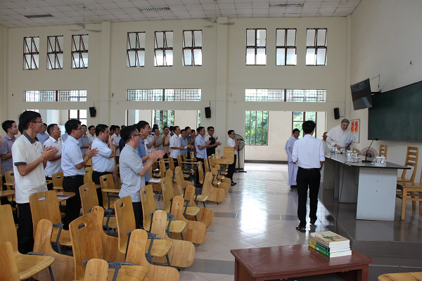 Học viện Đa Minh - Tọa đàm về Đời sống Trí thức và Tông đồ