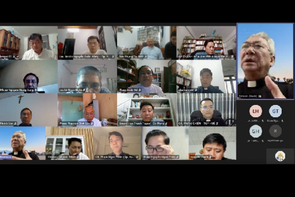 Uỷ ban Phụng tự họp trực tuyến