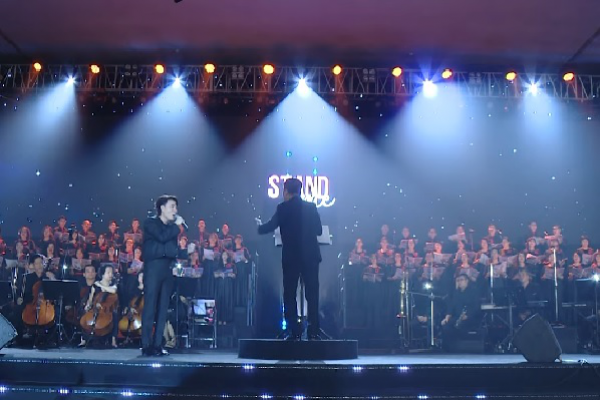 Nếu Một Mai Tôi Bay Lên Trời - Trúc Nhân live cùng dàn hợp xướng tại Healing Night 2023