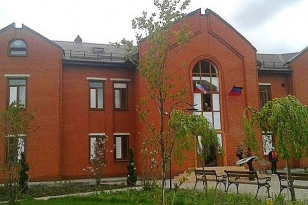 Đan viện các Đan sĩ dòng thánh Phaolô ở Mariupol bị người Nga tịch thu