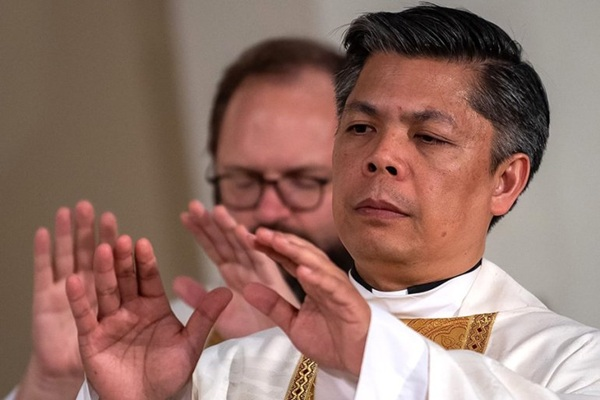 Thêm một linh mục gốc Việt làm giám mục tại Mỹ