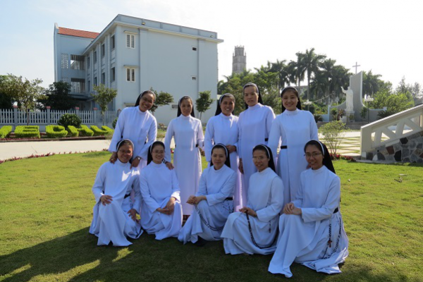 Mừng lễ Thánh Phanxicô Assisi - Bổn mạng gia đình Học viện