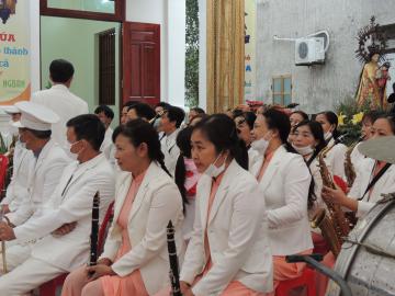 Cộng đoàn Mẹ Thiên Chúa Phục Lễ: Mừng Bổn mạng và Khánh thành Ngôi nhà mới