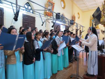 Cộng đoàn Mẹ Thiên Chúa Phục Lễ: Mừng Bổn mạng và Khánh thành Ngôi nhà mới