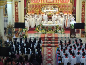 Cộng đoàn Mẹ Thiên Chúa Phục Lễ: Mừng Bổn mạng và Khánh thành Ngôi nhà mới