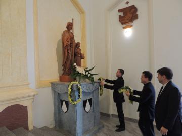 Hình ảnh phái đoàn Tòa Thánh đến thăm Chị em Hội Dòng Nữ Đa Minh Thái Bình