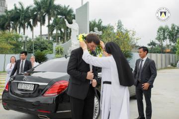 Hình ảnh phái đoàn Tòa Thánh đến thăm Chị em Hội Dòng Nữ Đa Minh Thái Bình