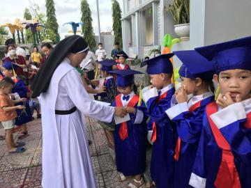 Trường Mầm non Tư thục Bình Minh: Hình ảnh lễ Tổng kết năm học 2021 - 2022 (N2)