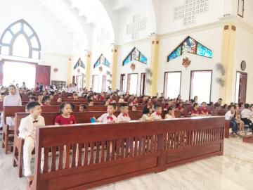 Trường Mầm non Tư thục Bình Minh: Hình ảnh Thánh lễ Tổng kết năm học 2021 - 2022 (1)