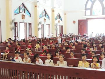 Trường Mầm non Tư thục Bình Minh: Hình ảnh Thánh lễ Tổng kết năm học 2021 - 2022 (2)