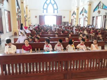 Trường Mầm non Tư thục Bình Minh: Hình ảnh Thánh lễ Tổng kết năm học 2021 - 2022 (2)