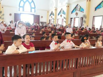 Trường Mầm non Tư thục Bình Minh: Hình ảnh Thánh lễ Tổng kết năm học 2021 - 2022 (2)