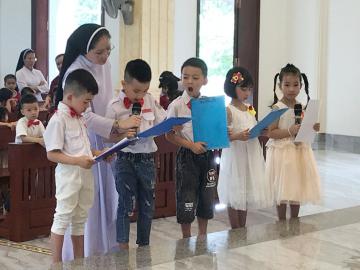 Trường Mầm non Tư thục Bình Minh: Hình ảnh Thánh lễ Tổng kết năm học 2021 - 2022 (2)
