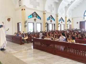 Trường Mầm non Tư thục Bình Minh: Hình ảnh Thánh lễ Tổng kết năm học 2021 - 2022 (2)