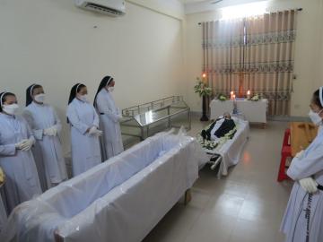 Hình ảnh 1: Các Nghi thức và Thánh lễ An táng Nữ tu Gioanna Phạm Thị Đức, OP.