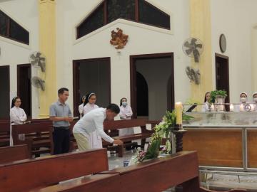 Hình ảnh 2: Các Nghi thức và Thánh lễ An táng Nữ tu Gioanna Phạm Thị Đức, OP.