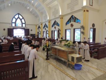 Hình ảnh 2: Các Nghi thức và Thánh lễ An táng Nữ tu Gioanna Phạm Thị Đức, OP.