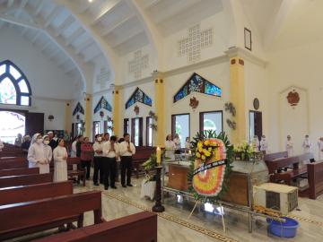 Hình ảnh 3: Các Nghi thức và Thánh lễ An táng Nữ tu Gioanna Phạm Thị Đức, OP.