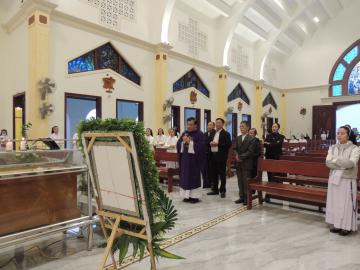 Hình ảnh 1: Các Nghi thức và Thánh lễ An táng Nữ tu Maria Bùi Thị Suy, OP.