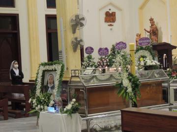 Hình ảnh 1: Các Nghi thức và Thánh lễ An táng Nữ tu Maria Bùi Thị Suy, OP.