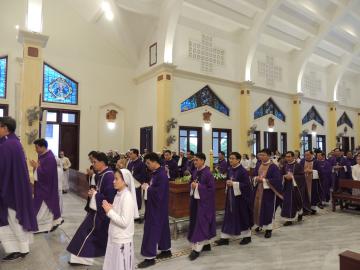 Hình ảnh 1: Các Nghi thức và Thánh lễ An táng Nữ tu Maria Bùi Thị Suy, OP.