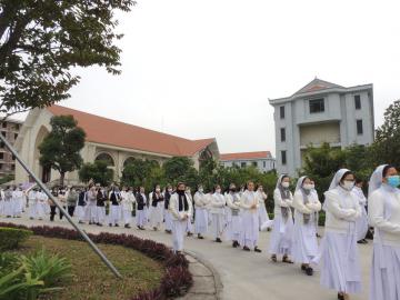 Hình ảnh 1: Các Nghi thức và Thánh lễ An táng Nữ tu Maria Bùi Thị Suy, OP.