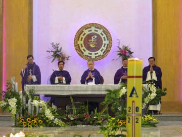 Hình ảnh 2: Các Nghi thức và Thánh lễ An táng Nữ tu Maria Bùi Thị Suy, OP.