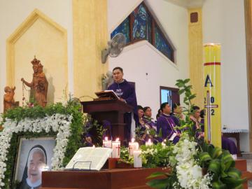 Hình ảnh 2: Các Nghi thức và Thánh lễ An táng Nữ tu Maria Bùi Thị Suy, OP.