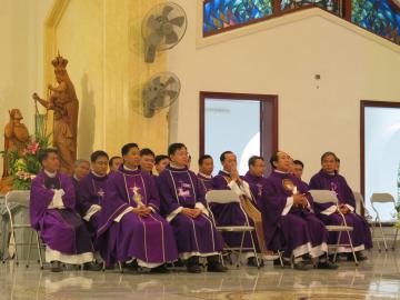 Hình ảnh 2: Các Nghi thức và Thánh lễ An táng Nữ tu Maria Bùi Thị Suy, OP.