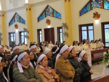 Hình ảnh 2: Các Nghi thức và Thánh lễ An táng Nữ tu Maria Bùi Thị Suy, OP.