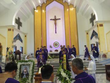 Hình ảnh 2: Các Nghi thức và Thánh lễ An táng Nữ tu Maria Bùi Thị Suy, OP.