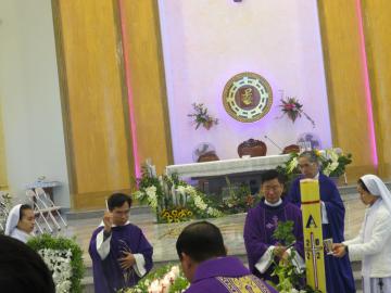 Hình ảnh 2: Các Nghi thức và Thánh lễ An táng Nữ tu Maria Bùi Thị Suy, OP.