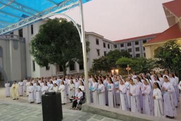 Hình ảnh Làm phép nhà Hưu dưỡng Dòng Nữ Đa Minh Thái Bình