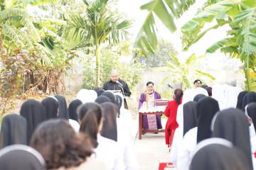 Hình ảnh: Thánh lễ cầu nguyện cho các Linh hồn tại Vườn thánh của Hội dòng