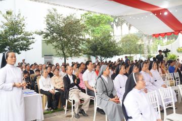 20 năm Thành lập Hội dòng: Hình ảnh chào đón và chúc mừng