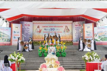20 năm Thành lập Hội dòng: Hình ảnh Diễn nguyện