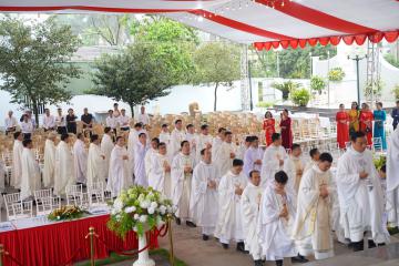 20 năm Thành lập Hội dòng: Hình ảnh Thánh lễ