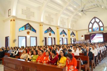 20 năm Thành lập Hội dòng: Hình ảnh Thánh lễ
