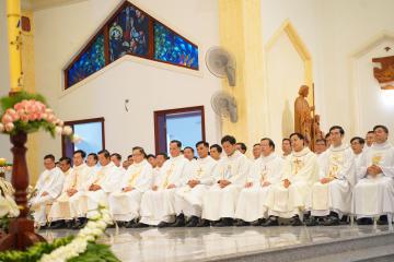 20 năm Thành lập Hội dòng: Hình ảnh Thánh lễ