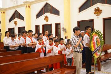 Hình ảnh: Nghi thức Khâm liệm, Thánh lễ tiễn đưa và kính viếng nữ tu Têrêxa Lê Thị Huệ, OP.