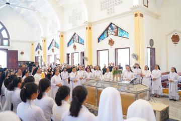 Hình ảnh: Thánh lễ An táng và tiễn đưa nữ tu Têrêxa Lê Thị Huệ, OP.