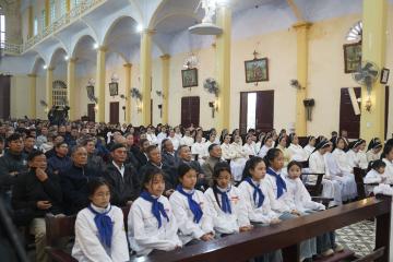 Hình ảnh: Thánh lễ Tạ ơn, Làm phép và Cắt băng Khánh Thành Nhà Sinh Hoạt Tu xá Thánh Martinô Ngọc Đồng
