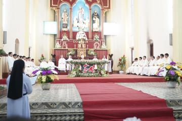 Hình ảnh: Thánh lễ Tạ ơn, Làm phép và Cắt băng Khánh Thành Nhà Sinh Hoạt Tu xá Thánh Martinô Ngọc Đồng