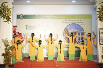 Hình ảnh: Đón tiếp và Hoan ca mừng Khánh Thành Nhà Sinh Hoạt Tu xá Thánh Martinô Ngọc Đồng