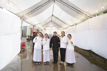 Hình ảnh: Đón tiếp và Hoan ca mừng Khánh Thành Nhà Sinh Hoạt Tu xá Thánh Martinô Ngọc Đồng
