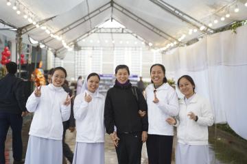 Hình ảnh: Đón tiếp và Hoan ca mừng Khánh Thành Nhà Sinh Hoạt Tu xá Thánh Martinô Ngọc Đồng