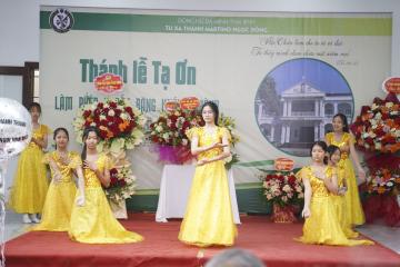 Hình ảnh: Đón tiếp và Hoan ca mừng Khánh Thành Nhà Sinh Hoạt Tu xá Thánh Martinô Ngọc Đồng