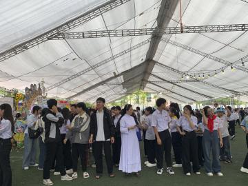 Hình ảnh: Ngày hội Ơn gọi - Lễ Chúa Chiên Lành năm 2025