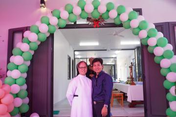 Hình ảnh: Làm phép và Cắt băng Khánh Thành Cộng đoàn Thánh Piô V Mỹ Hội